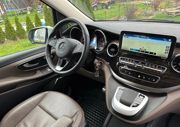 Mercedes-Benz Klasa V cena 290000 przebieg: 44000, rok produkcji 2021 z Świerzawa małe 191